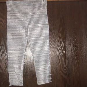 Aeropostale leggings size medium